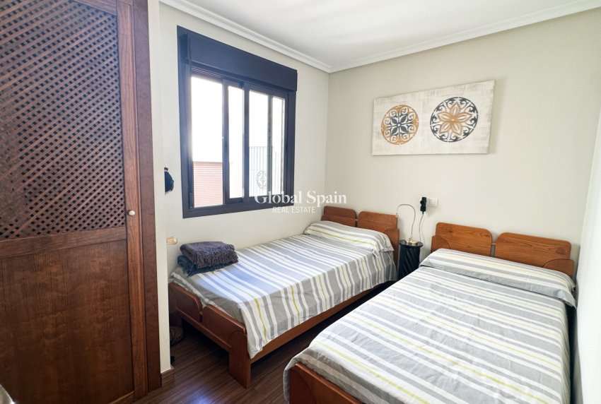 Revente - APPARTEMENT -
ORIHUELA COSTA - LOS BALCONES - LOS ALTOS
