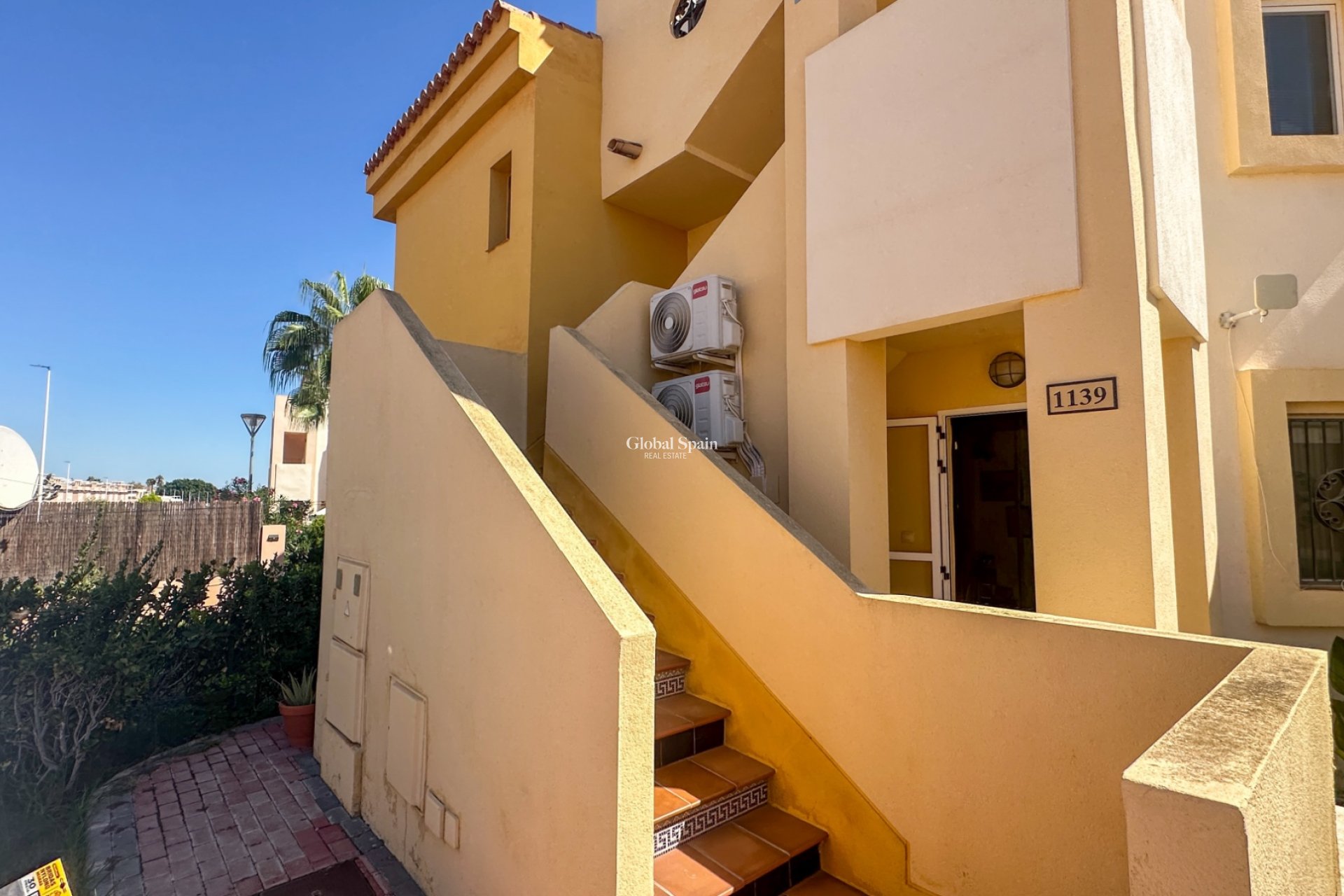Revente - APPARTEMENT -
ORIHUELA COSTA - LOS BALCONES - LOS ALTOS