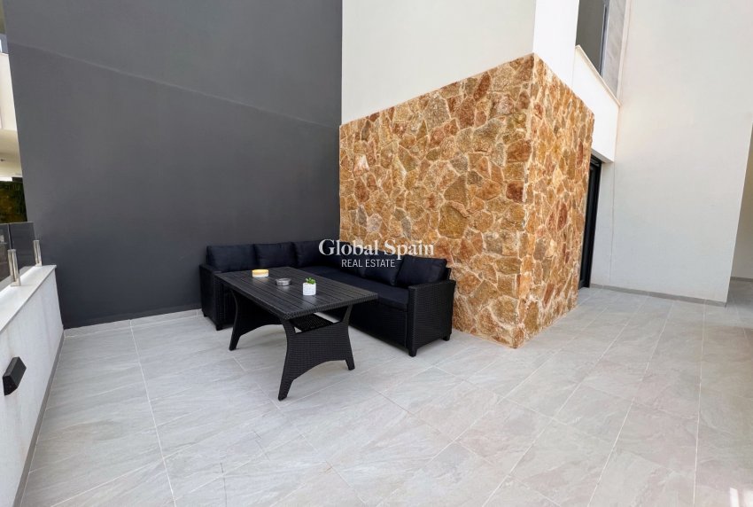 Revente - APPARTEMENT -
ORIHUELA COSTA - LOS BALCONES - LOS ALTOS