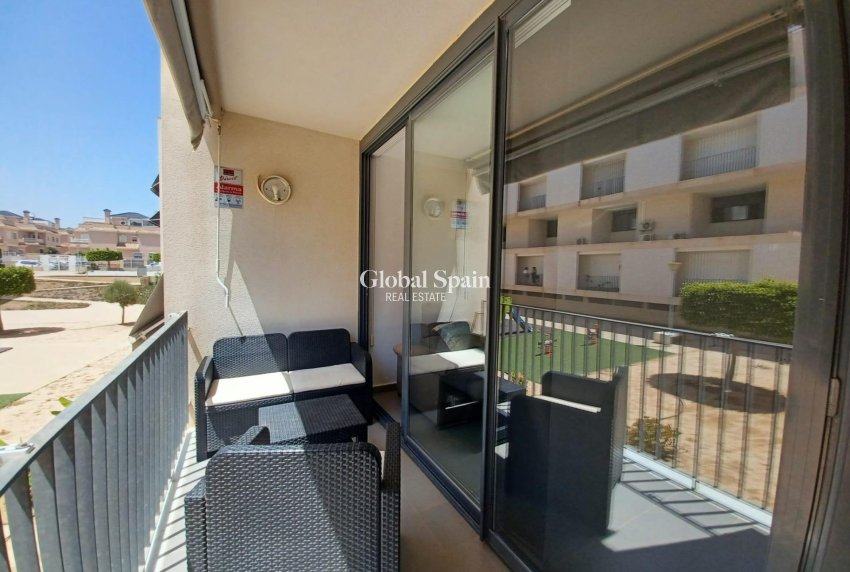 Revente - APPARTEMENT -
ORIHUELA COSTA - Los Dolses
