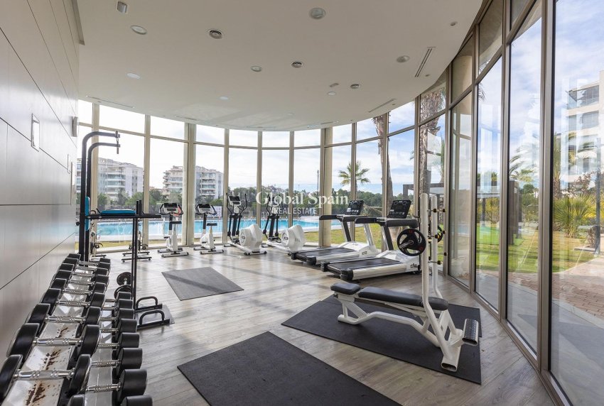 Revente - APPARTEMENT -
ORIHUELA COSTA - Los Dolses