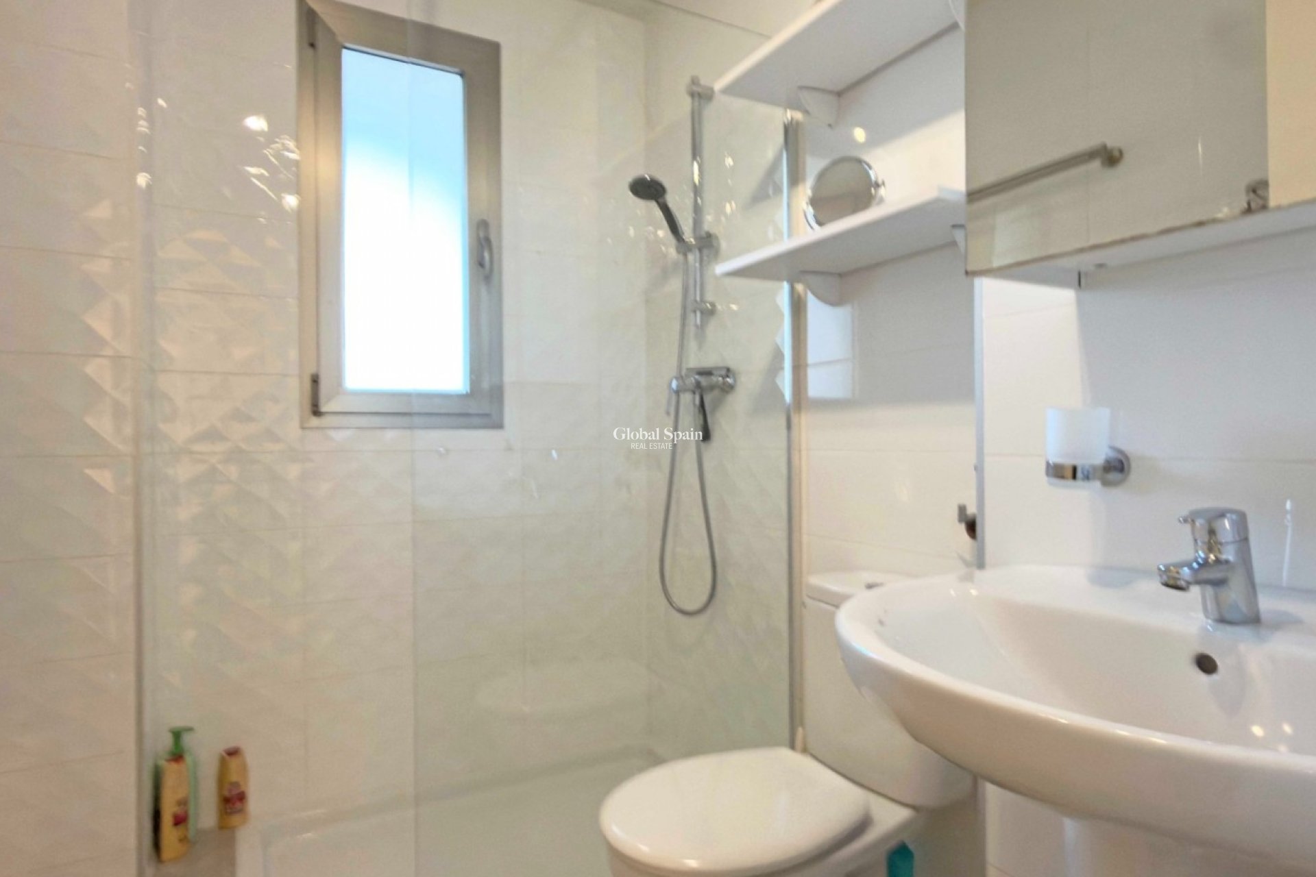 Revente - APPARTEMENT -
ORIHUELA COSTA - Los Dolses