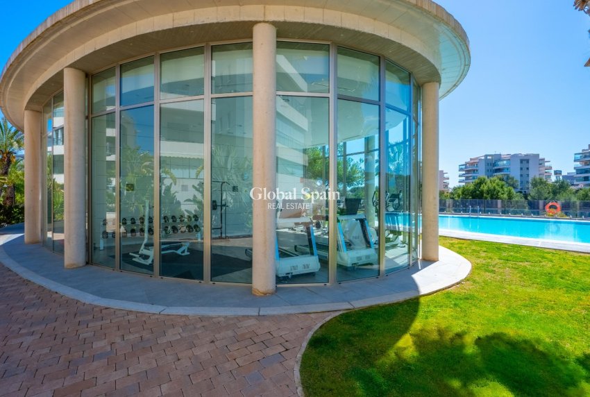 Revente - APPARTEMENT -
ORIHUELA COSTA - Los Dolses