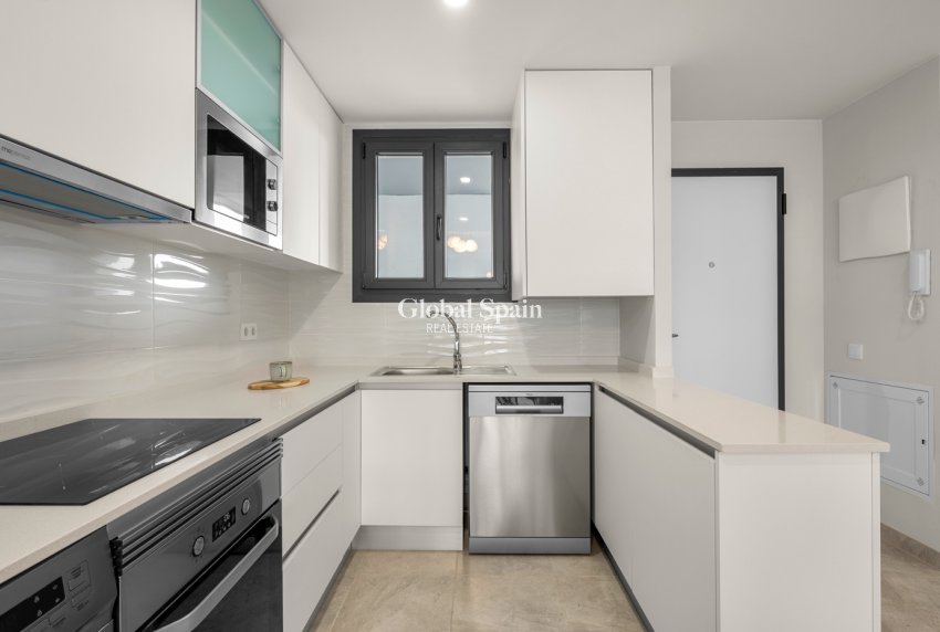 Revente - APPARTEMENT -
ORIHUELA COSTA - Los Dolses