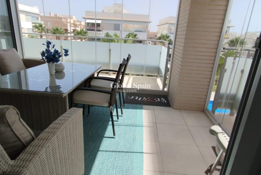 Revente - APPARTEMENT -
ORIHUELA COSTA - Los Dolses