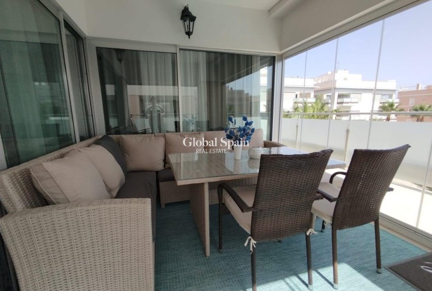 Revente - APPARTEMENT -
ORIHUELA COSTA - Los Dolses