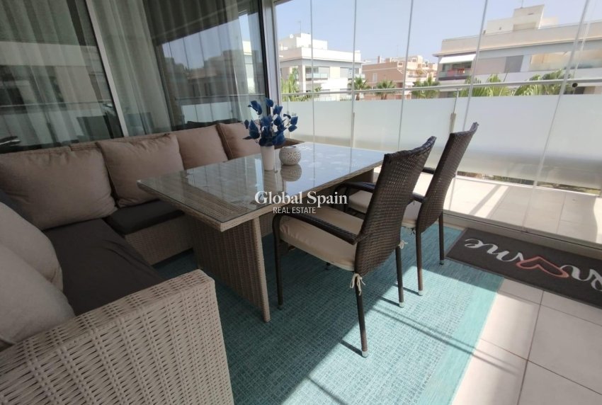 Revente - APPARTEMENT -
ORIHUELA COSTA - Los Dolses
