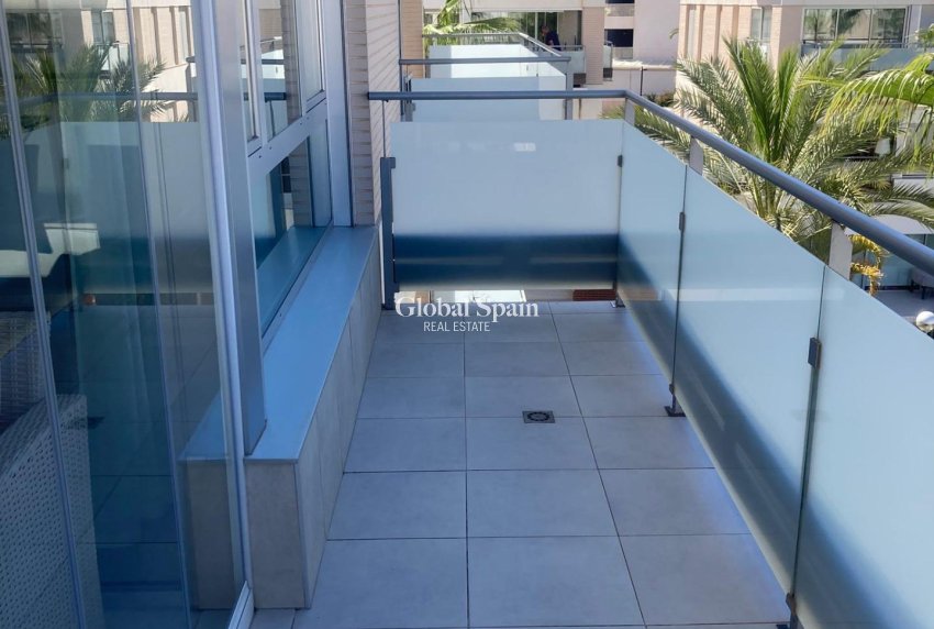 Revente - APPARTEMENT -
ORIHUELA COSTA - Los Dolses