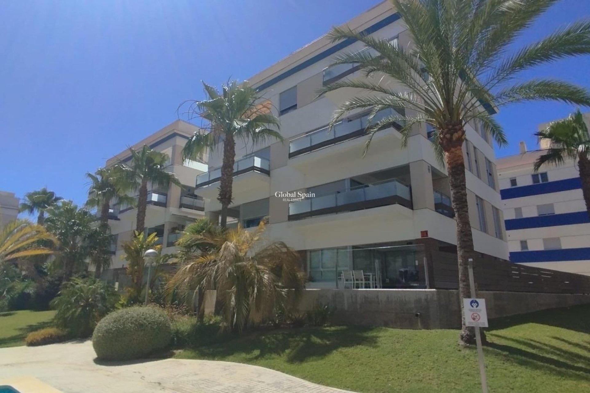 Revente - APPARTEMENT -
ORIHUELA COSTA - Los Dolses