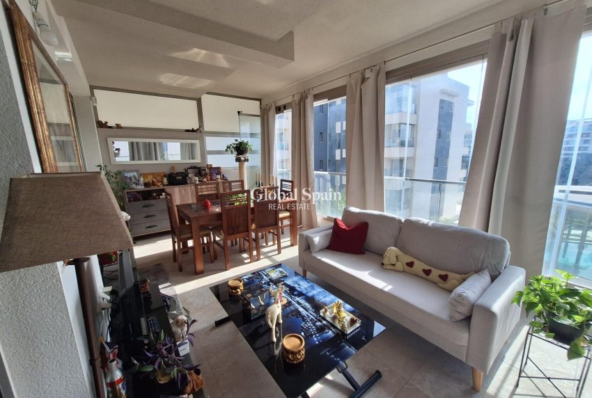 Revente - APPARTEMENT -
ORIHUELA COSTA - Los Dolses