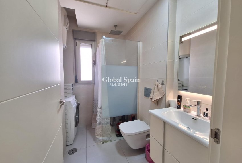 Revente - APPARTEMENT -
ORIHUELA COSTA - Los Dolses