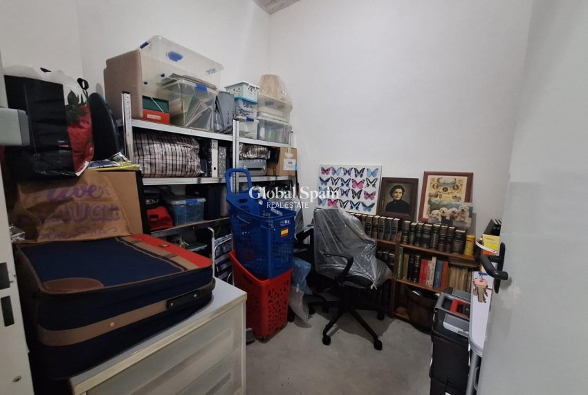 Revente - APPARTEMENT -
ORIHUELA COSTA - Los Dolses