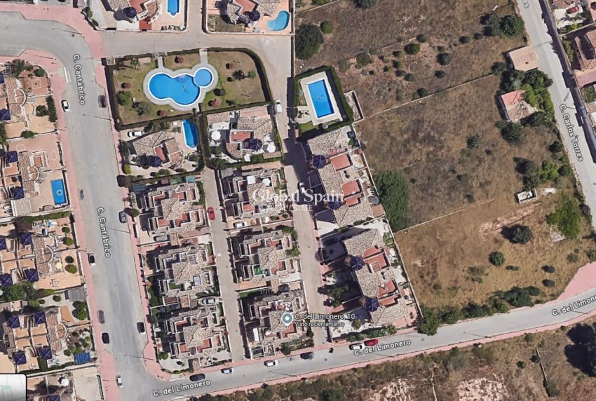 Revente - APPARTEMENT -
ORIHUELA COSTA - Monte Zenia
