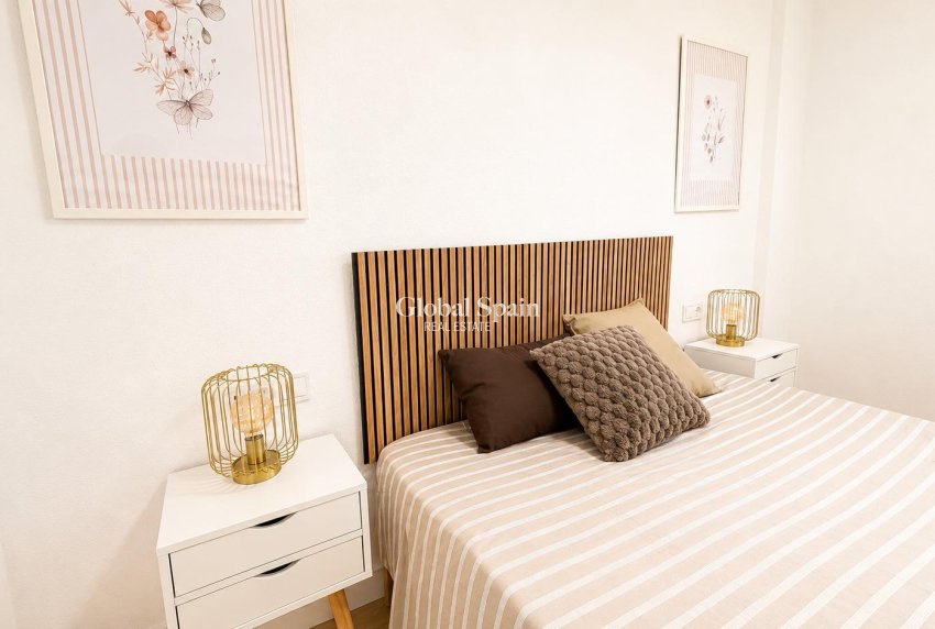 Revente - APPARTEMENT -
ORIHUELA COSTA - Monte Zenia