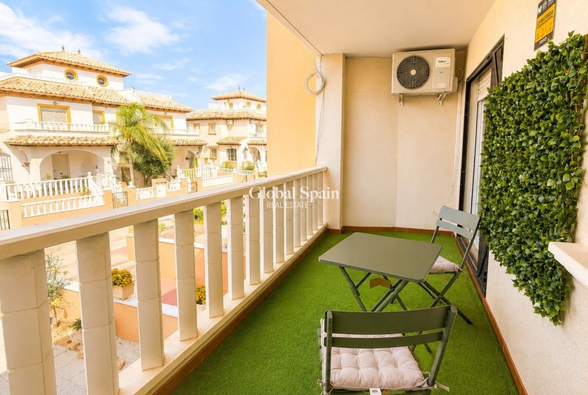 Revente - APPARTEMENT -
ORIHUELA COSTA - Monte Zenia