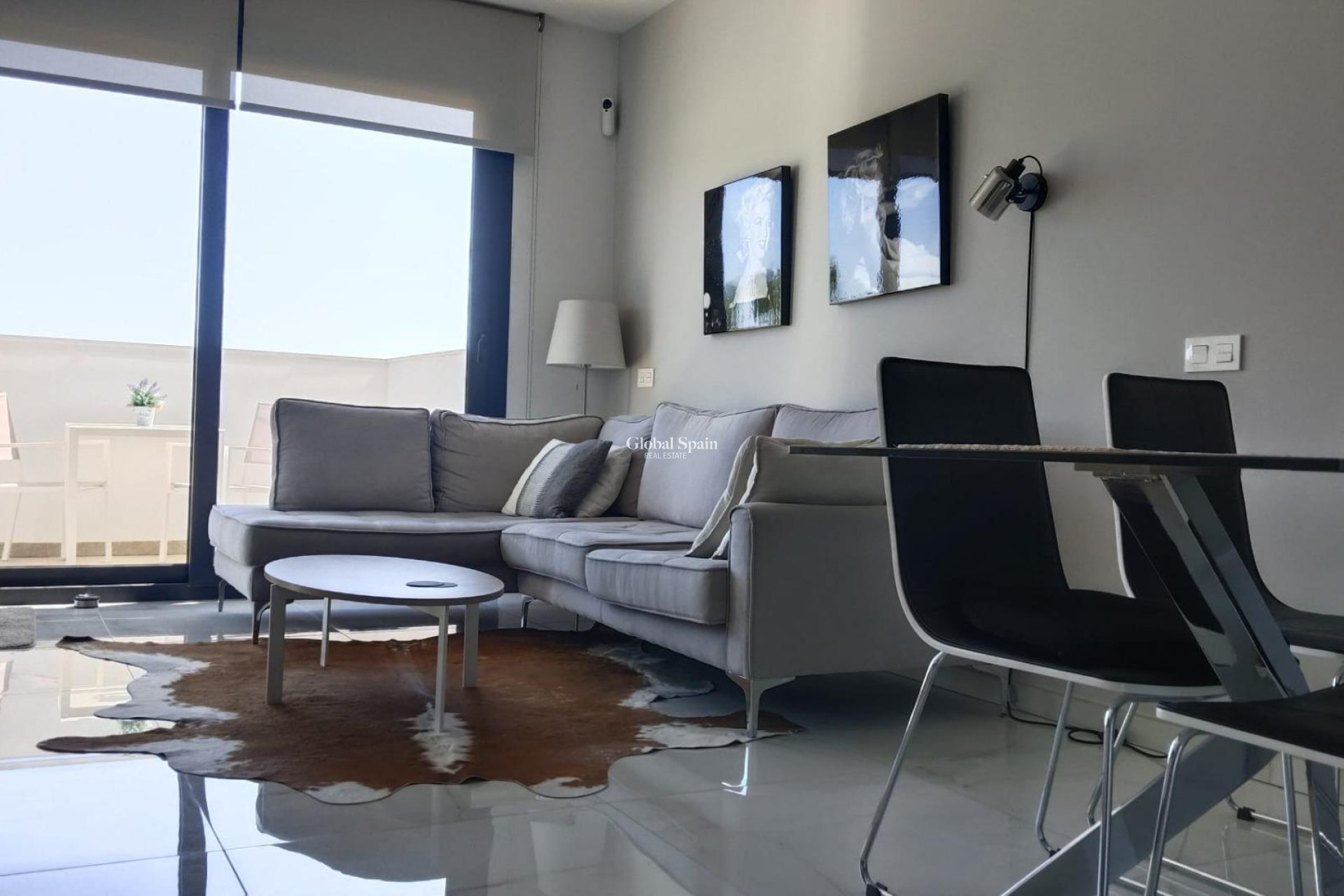 Revente - APPARTEMENT -
ORIHUELA COSTA - PAU 8