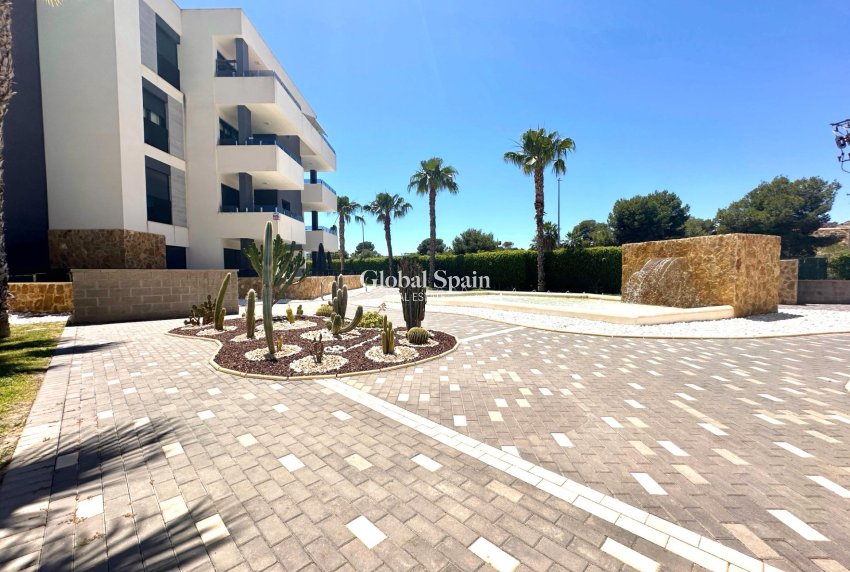 Revente - APPARTEMENT -
ORIHUELA COSTA - Pau 8