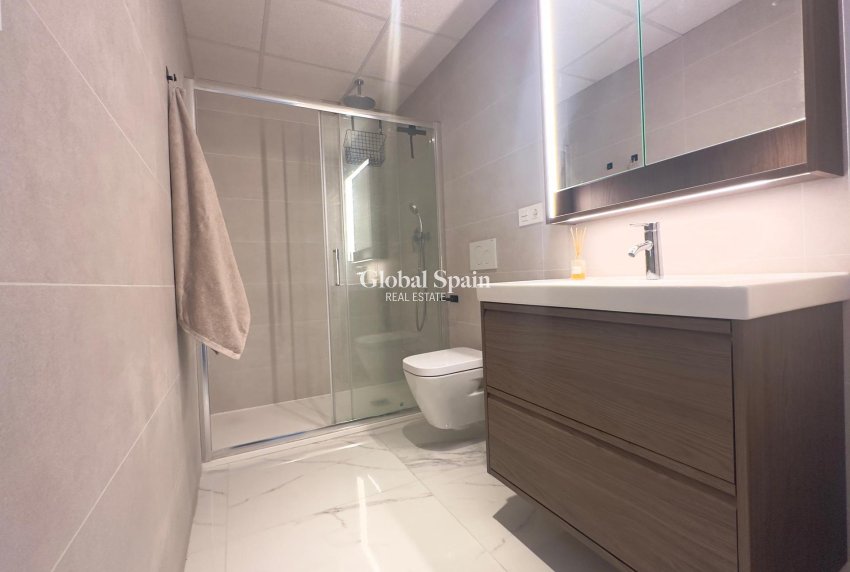 Revente - APPARTEMENT -
ORIHUELA COSTA - Pau 8