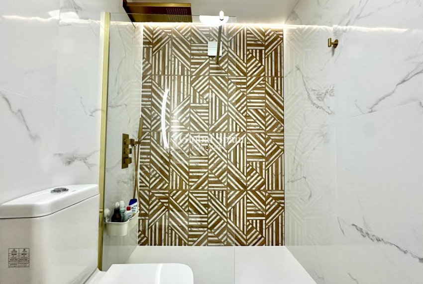 Revente - APPARTEMENT -
ORIHUELA COSTA - Playa Flamenca Norte