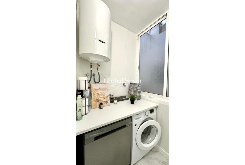 Revente - APPARTEMENT -
ORIHUELA COSTA - Playa Flamenca Norte