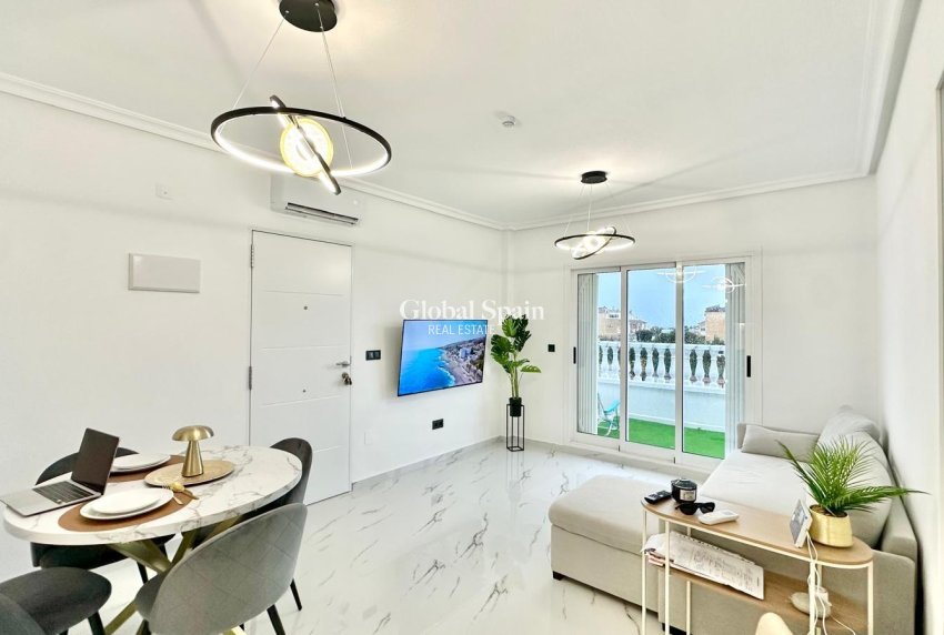 Revente - APPARTEMENT -
ORIHUELA COSTA - Playa Flamenca Norte