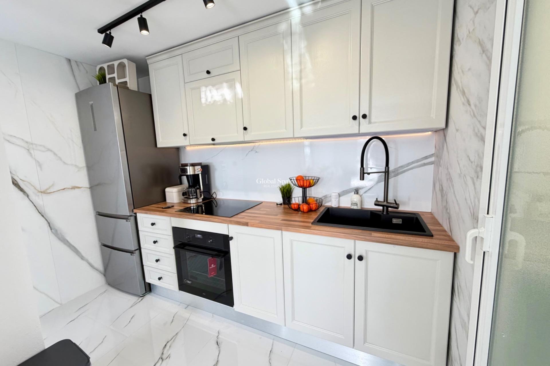 Revente - APPARTEMENT -
ORIHUELA COSTA - Playa Flamenca Norte