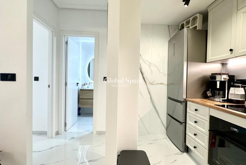 Revente - APPARTEMENT -
ORIHUELA COSTA - Playa Flamenca Norte