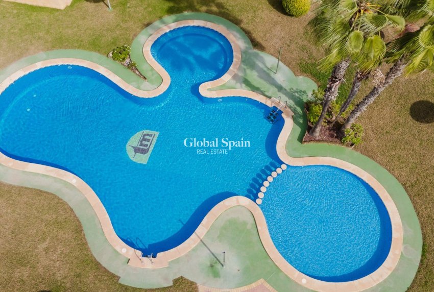 Revente - Appartement -
ORIHUELA COSTA - Playa Flamenca