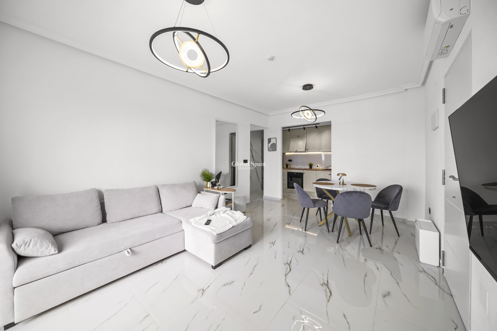 Revente - Appartement -
ORIHUELA COSTA - Playa Flamenca