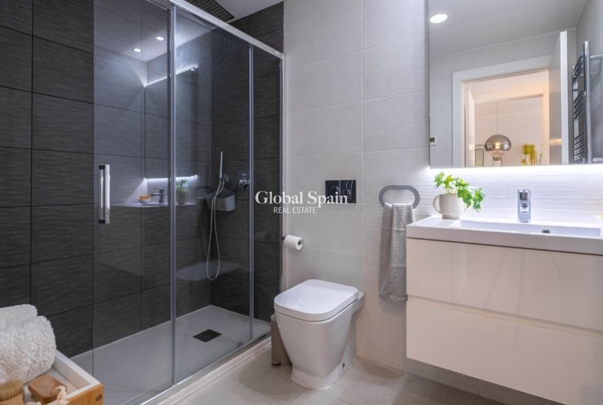 Revente - Appartement -
ORIHUELA COSTA - Playa Flamenca