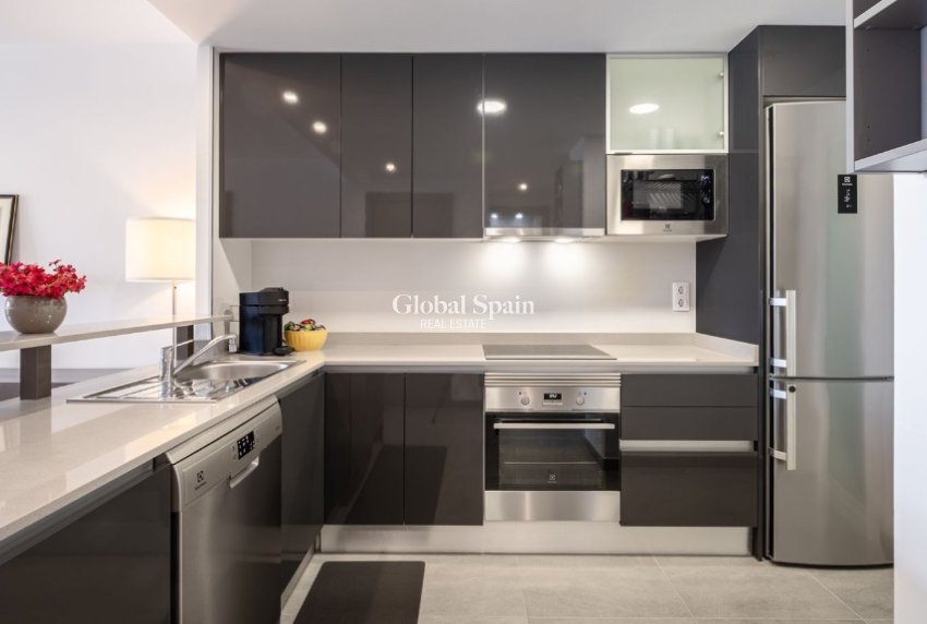 Revente - Appartement -
ORIHUELA COSTA - Playa Flamenca