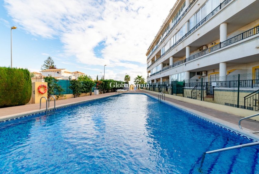 Revente - Appartement -
ORIHUELA COSTA - Playa Flamenca