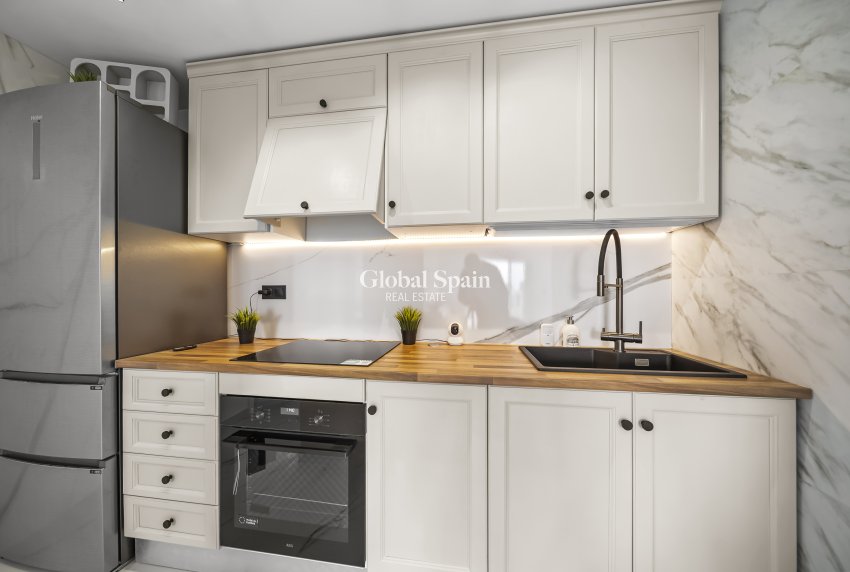 Revente - APPARTEMENT -
ORIHUELA COSTA - Playa Flamenca