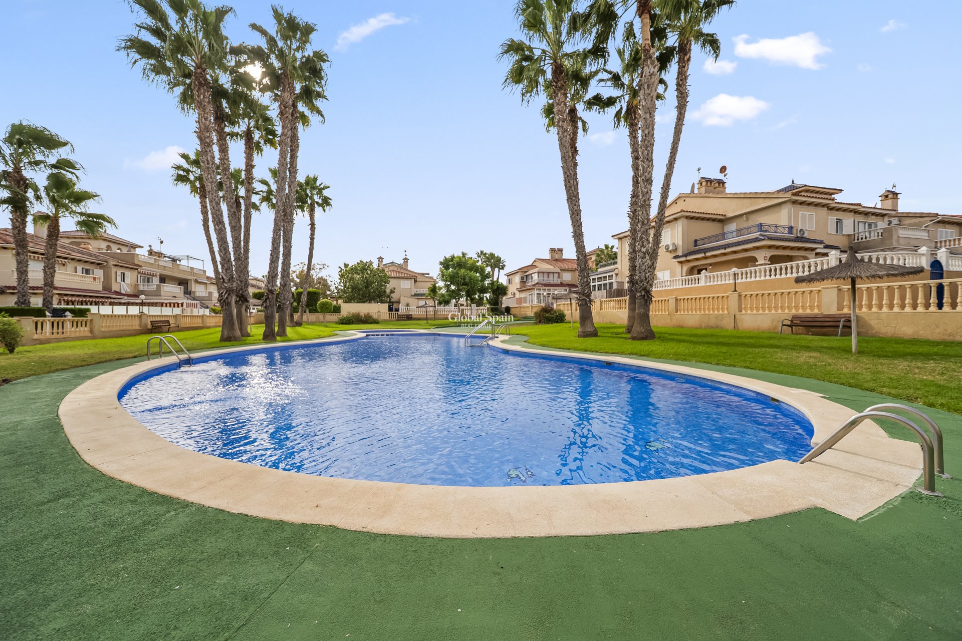 Revente - APPARTEMENT -
ORIHUELA COSTA - Playa Flamenca