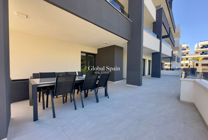 Revente - APPARTEMENT -
ORIHUELA COSTA - Playa Flamenca