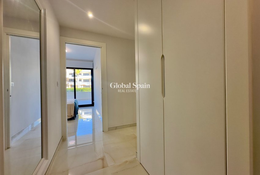 Revente - APPARTEMENT -
ORIHUELA COSTA - Playa Flamenca