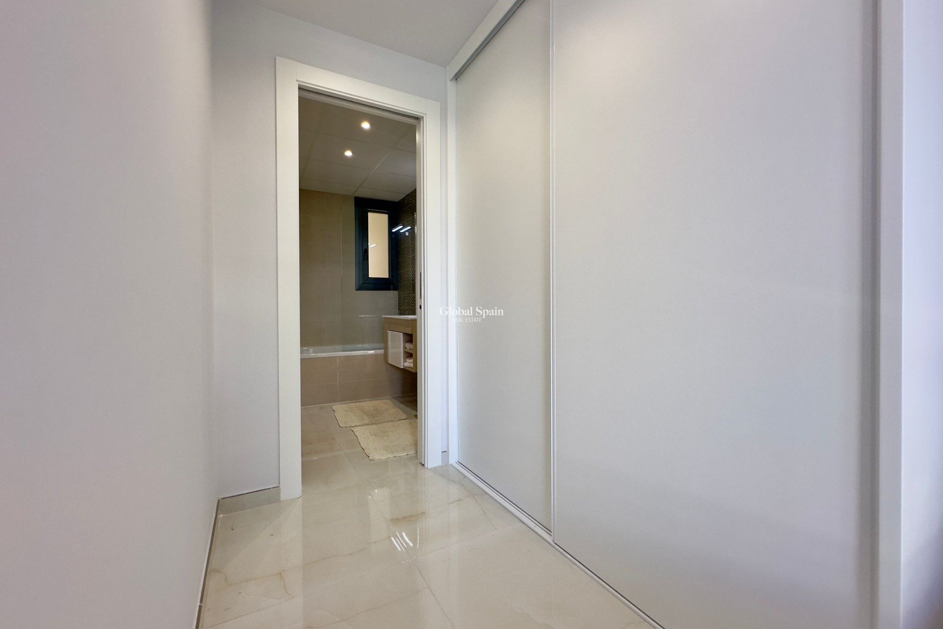 Revente - APPARTEMENT -
ORIHUELA COSTA - Playa Flamenca