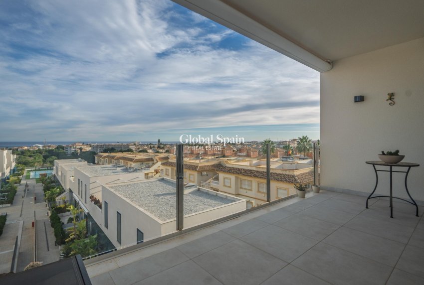 Revente - APPARTEMENT -
ORIHUELA COSTA - Playa Flamenca