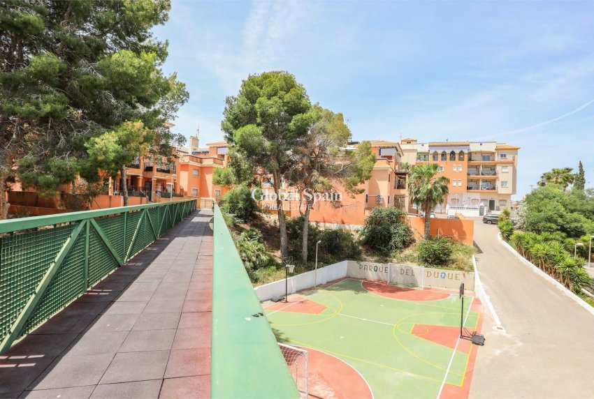 Revente - APPARTEMENT -
ORIHUELA COSTA - Playa Flamenca