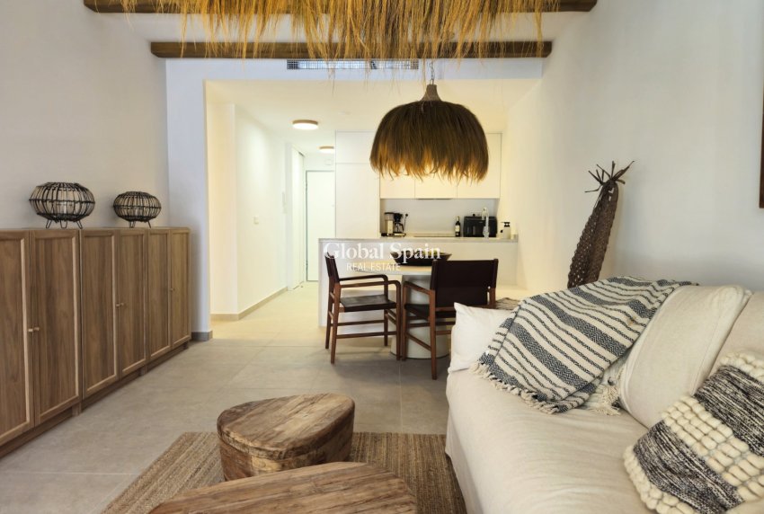 Revente - APPARTEMENT -
ORIHUELA COSTA - Playa Flamenca