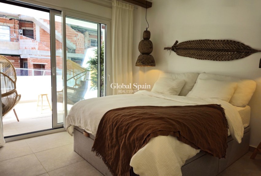 Revente - APPARTEMENT -
ORIHUELA COSTA - Playa Flamenca