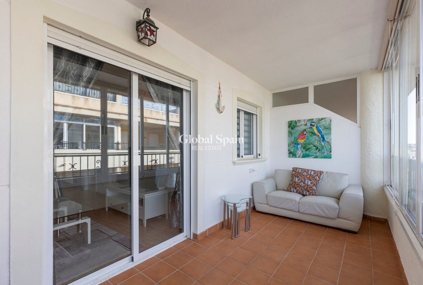 Revente - APPARTEMENT -
ORIHUELA COSTA - Playa Flamenca