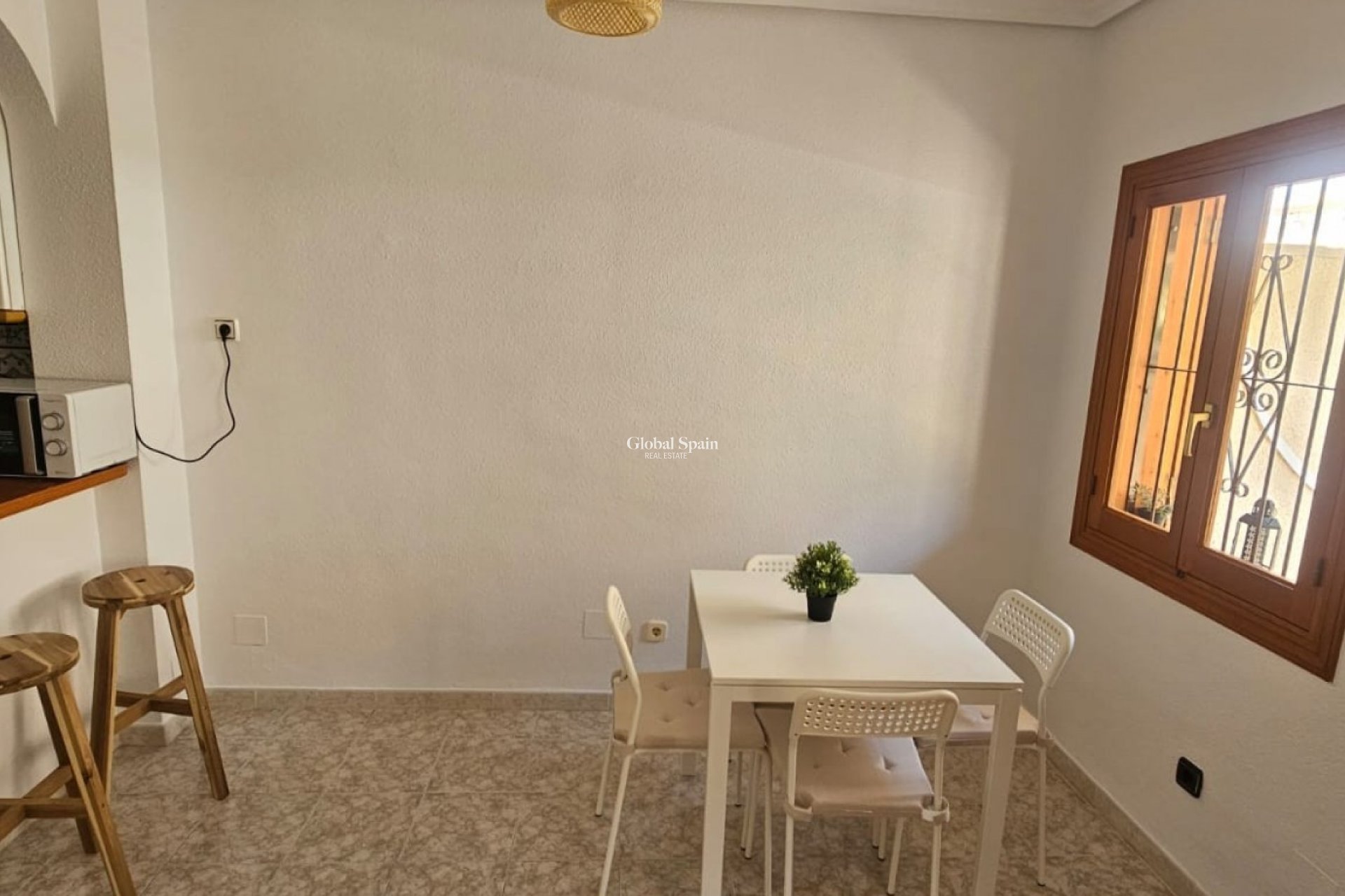 Revente - APPARTEMENT -
ORIHUELA COSTA - Playa Flamenca