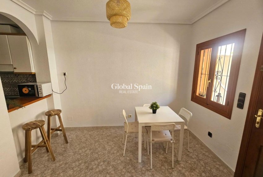Revente - APPARTEMENT -
ORIHUELA COSTA - Playa Flamenca