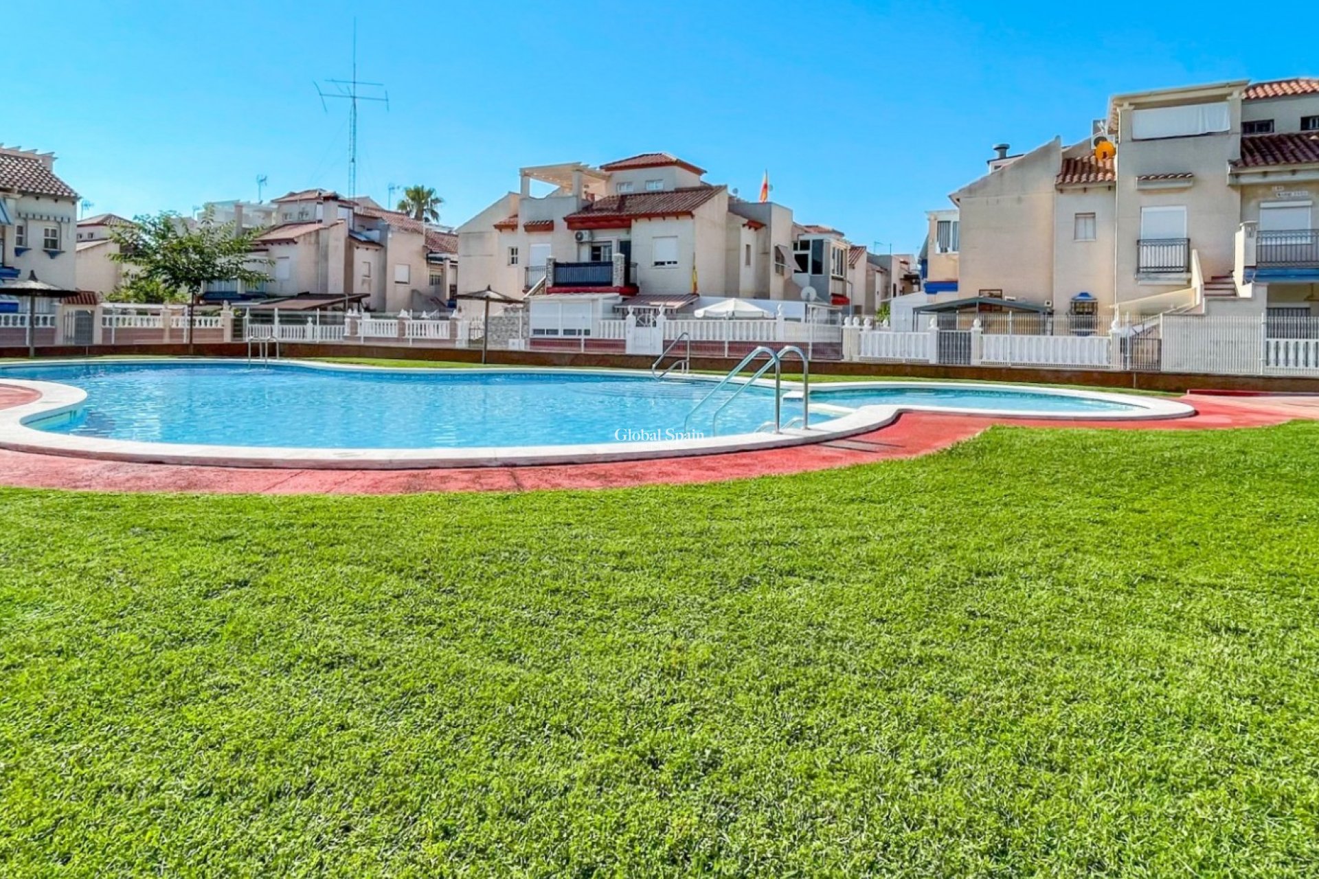 Revente - APPARTEMENT -
ORIHUELA COSTA - Playa Flamenca