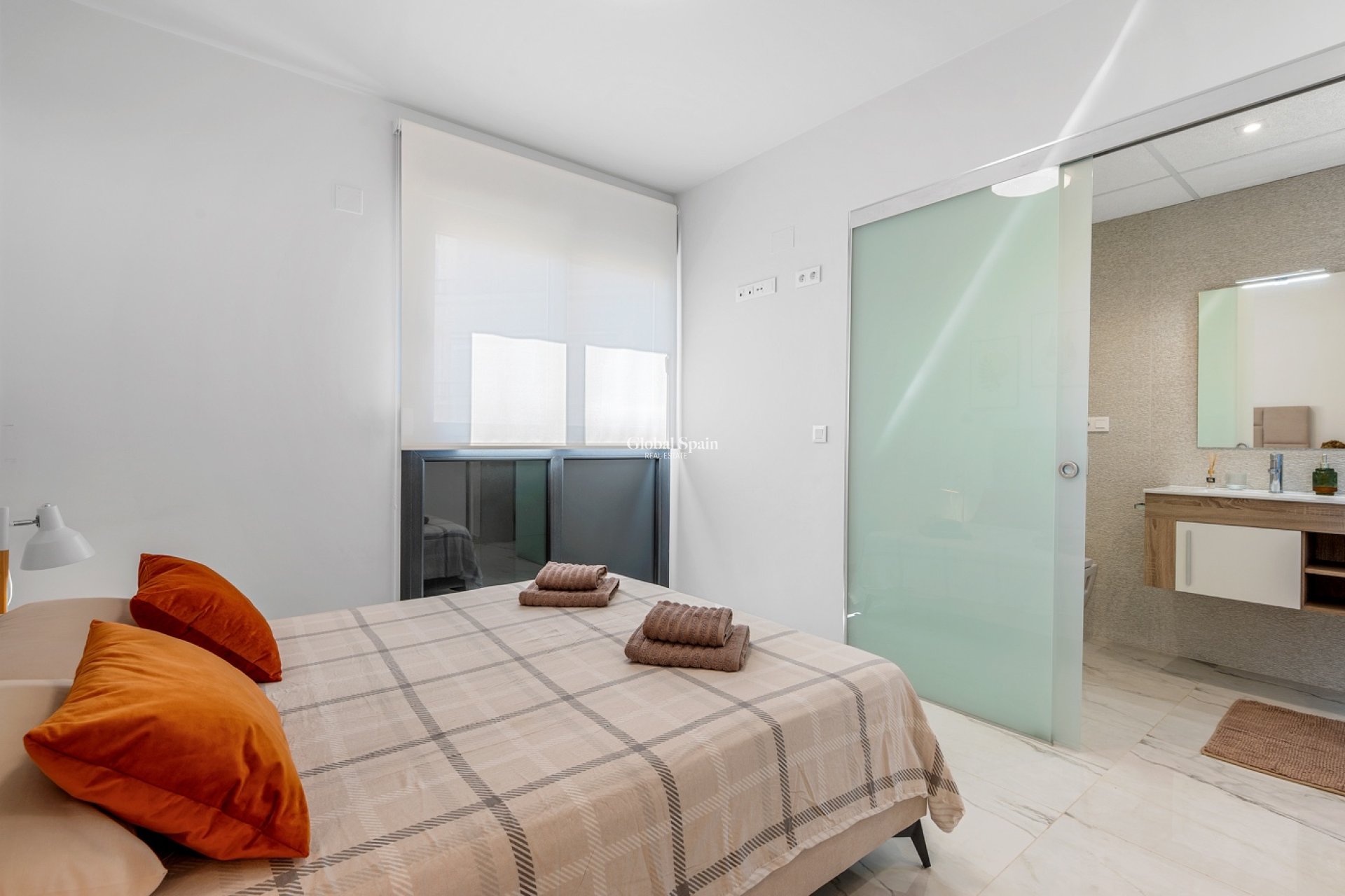 Revente - APPARTEMENT -
ORIHUELA COSTA - Playa Flamenca