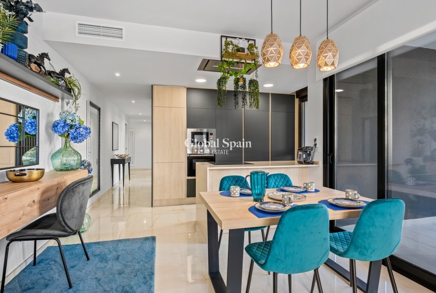 Revente - APPARTEMENT -
ORIHUELA COSTA - Playa Flamenca