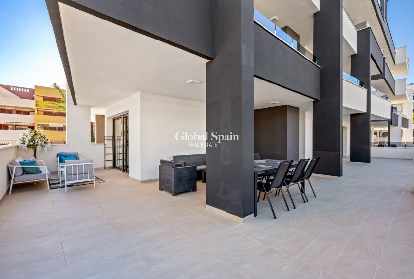 Revente - APPARTEMENT -
ORIHUELA COSTA - Playa Flamenca