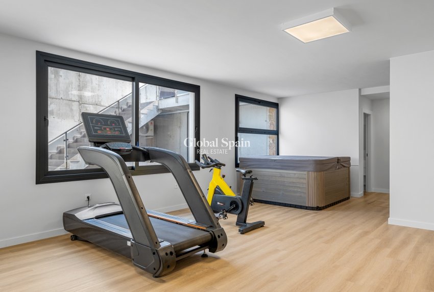 Revente - APPARTEMENT -
ORIHUELA COSTA - Playa Flamenca
