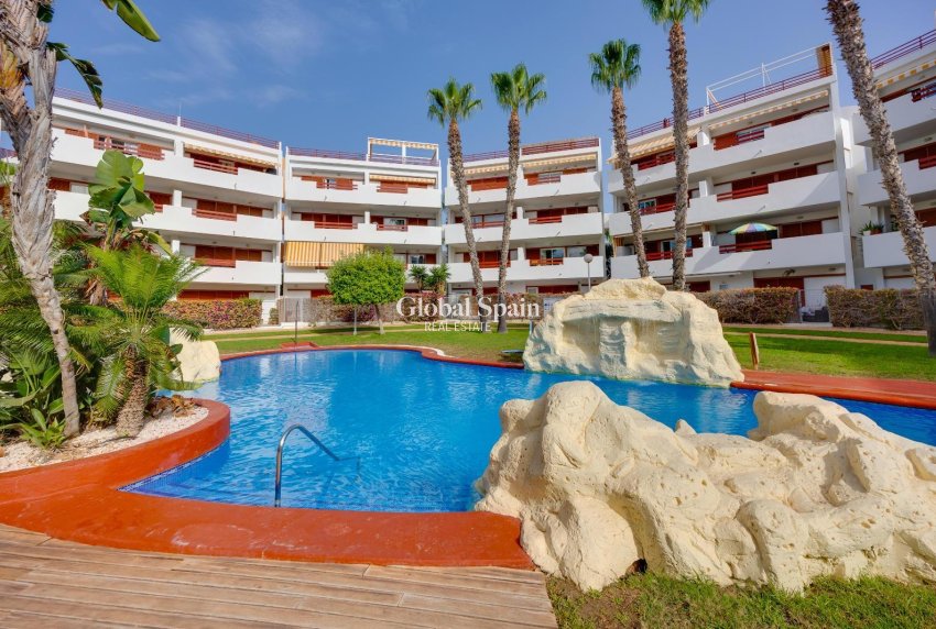 Revente - APPARTEMENT -
ORIHUELA COSTA - Playa Flamenca